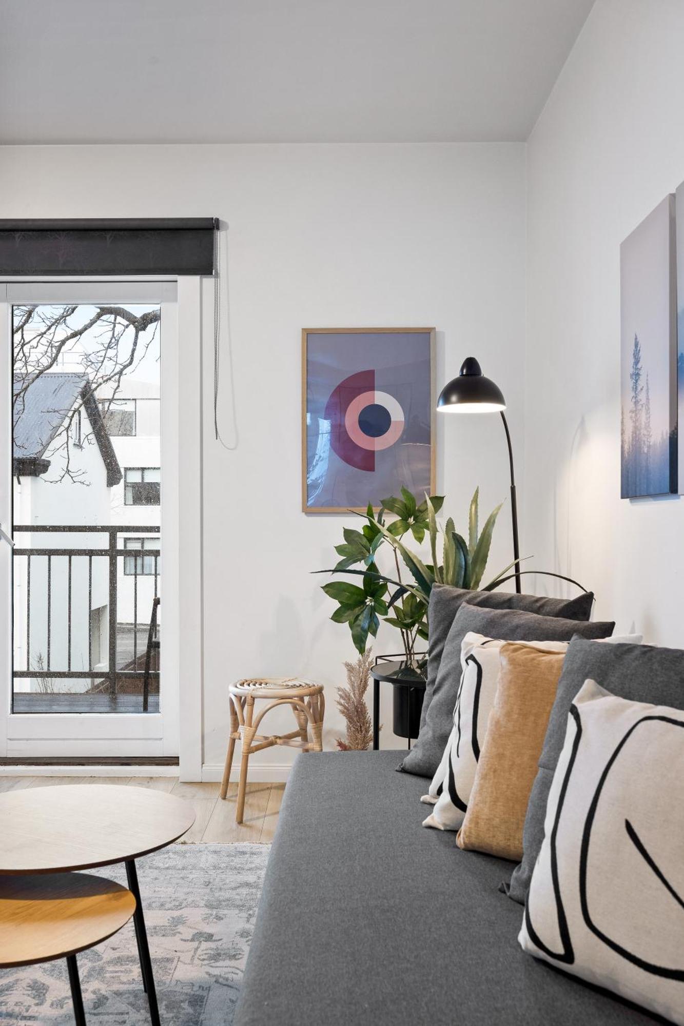 Lokastigur Charming And Inviting Apartment Reykjavík Exteriér fotografie